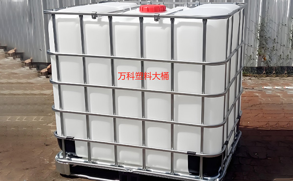 满足多元行业需求的包装解决方案:民勤塑料方桶的定制化应用解析 满足多元行业需求的包装解决方案:民勤塑料方桶的定制化应用解析