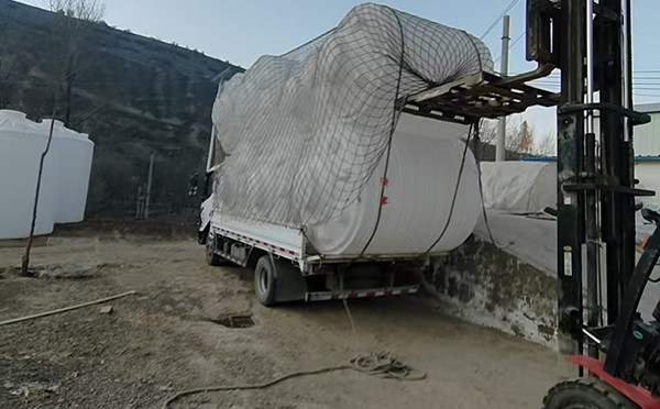 民勤塑料桶批量交付案例：满足多行业高标容器需求的一站式解决方案