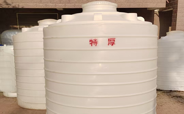 特厚民勤塑料桶批量交付实录：强化结构应对严苛储运环境